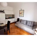 In Starigrad-paklenica 35542