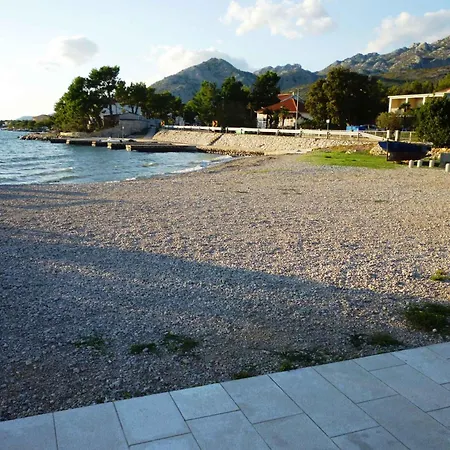 In Starigrad-paklenica 35542 Lägenhet