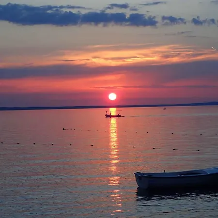 In Starigrad-paklenica 35542 Διαμέρισμα *