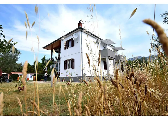 In Starigrad-paklenica 35542